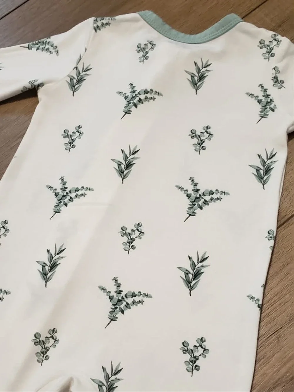 Kyte Baby Eucalyptus Zippered Romper Size 12-18 Months